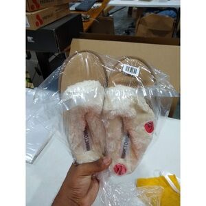 Minnetonka Slippers Shoe for Women,Brown 6M US